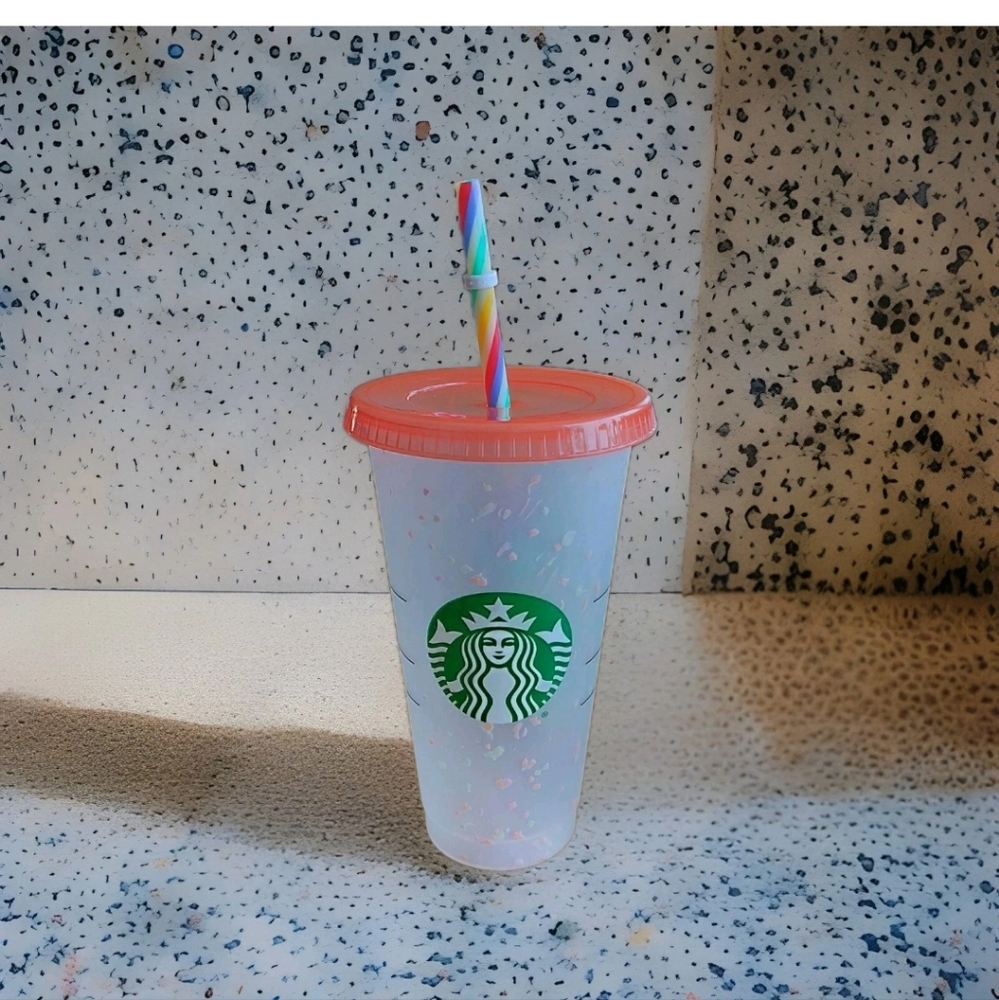 Starbucks Reusable Confetti 24 Fl Oz Cold Cup w/ Lid and Rainbow Straw